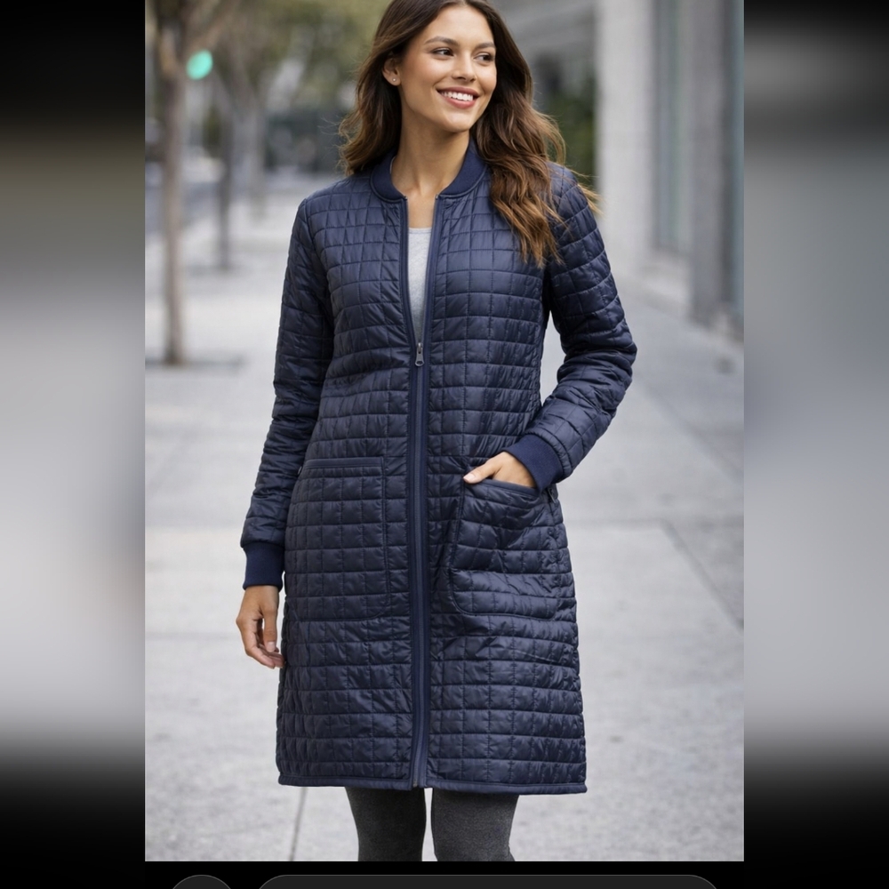 Athleta Grandview Prima Loft Long Quilted Jacket Navy Lightweight Puffer-SZ S